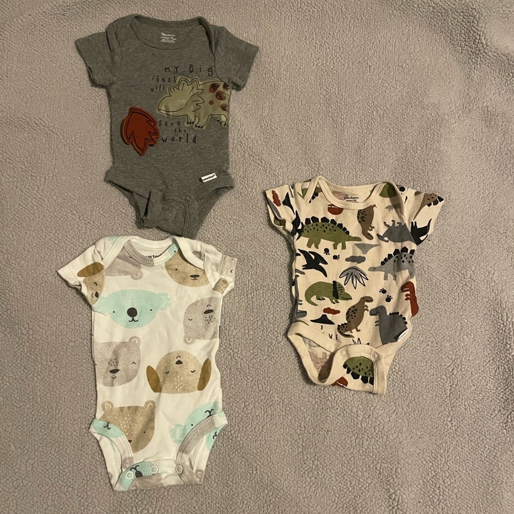 CARTERS BODYSUITS!!!!!